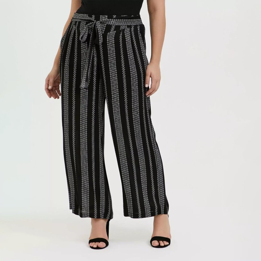 Torrid Black Diamond Stripe Crinkle Gauze Wide Leg Pant